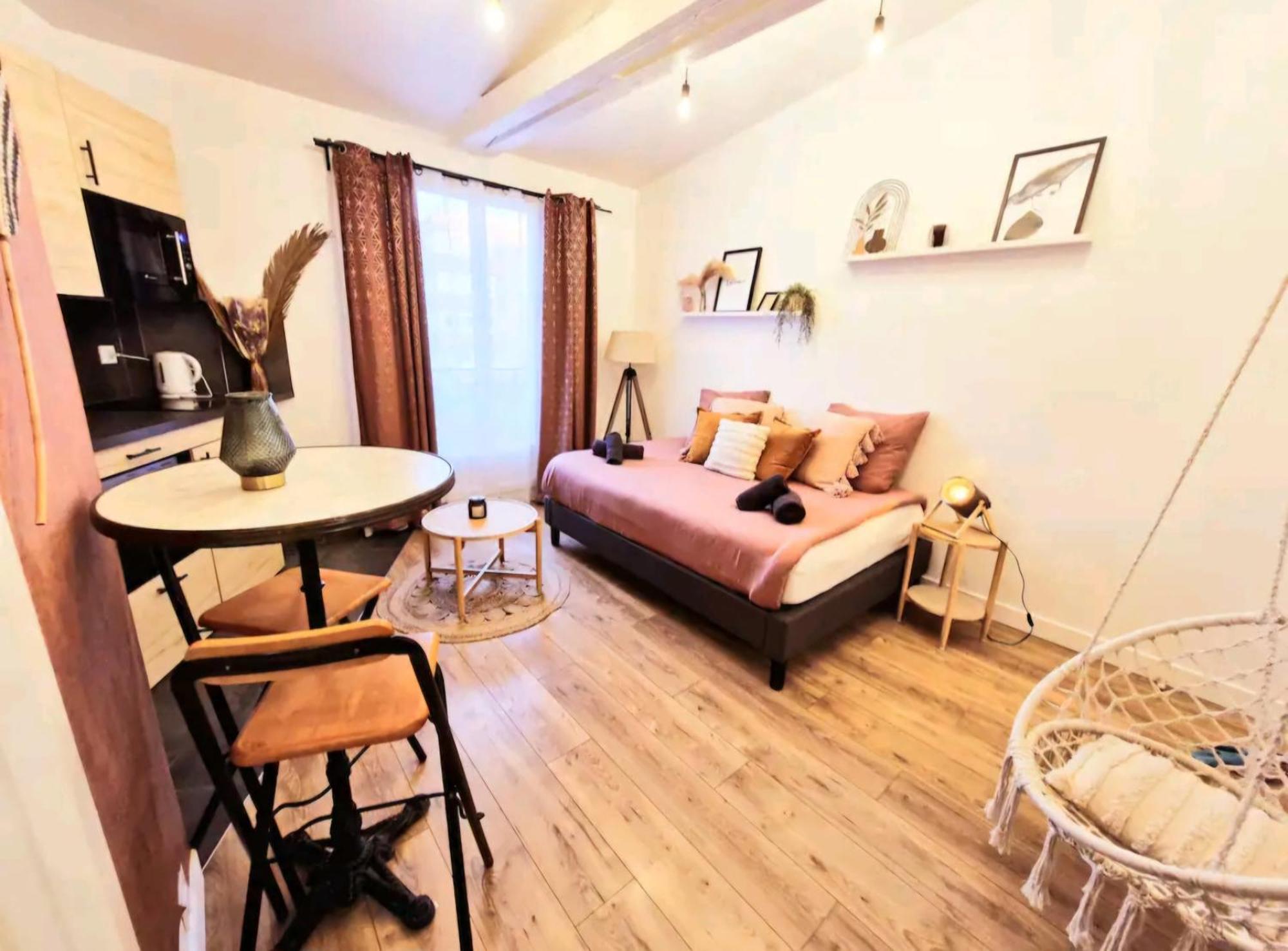 Maison Juliette Клиши Екстериор снимка
